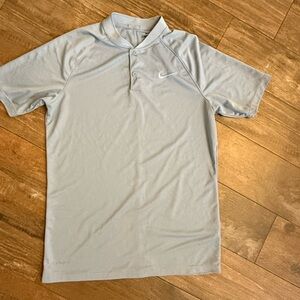Nike dri fit victory golf polo, soft blue size small